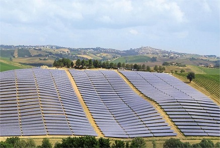 Слънчевата енергия ще стане най-големият източник на електроенергия в ЕС