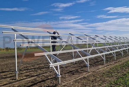 Какви са последствията от фокусирането единствено върху цената, като същевременно се пренебрегва структурната безопасност на соларната скоба?